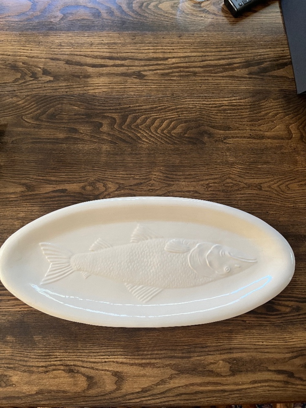 Vintage, mid-century  El Camino oval, embossed, 23” ceramic fish platter NWT